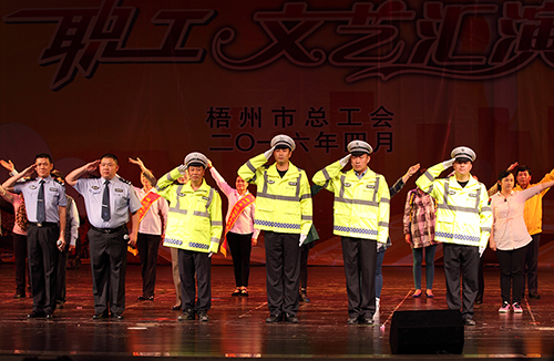 原創(chuàng)情景詩(shī)朗誦《無悔的誓言》.jpg
