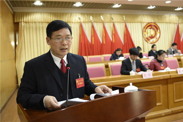切實(shí)增強(qiáng)政治性、先進(jìn)性、群眾性組織動(dòng)員全市職工圍繞我市“三個(gè)實(shí)現(xiàn)”目標(biāo)建功立業(yè)